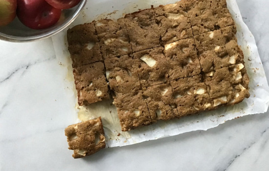 wholewheatapplecake