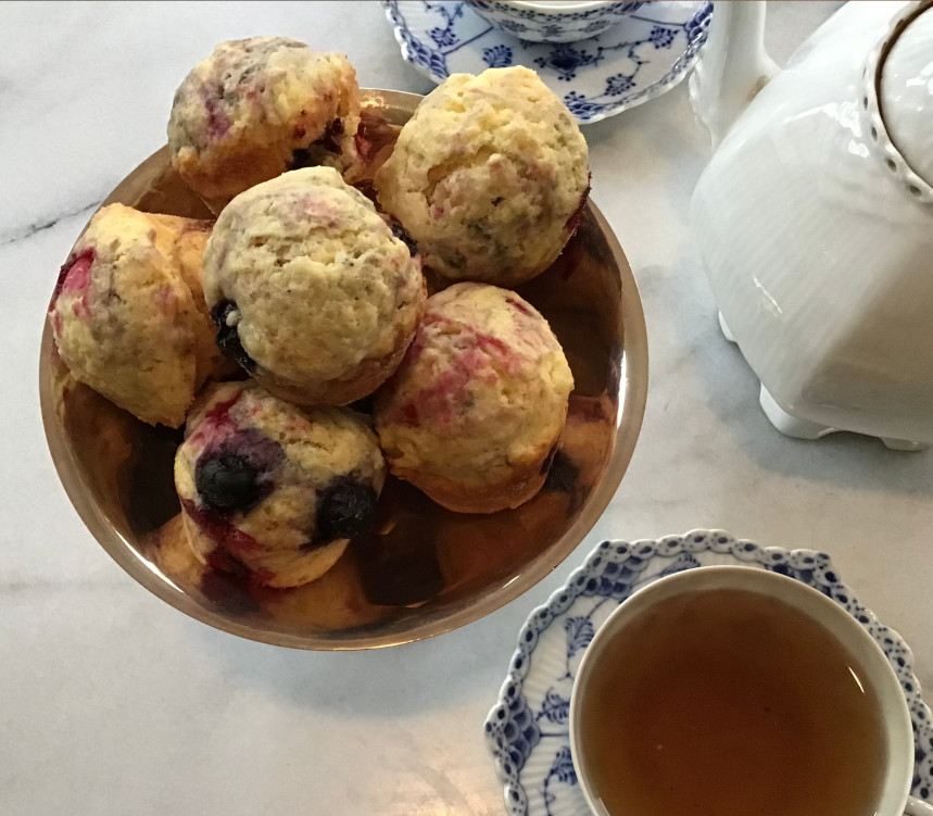 mixed-berry-muffins